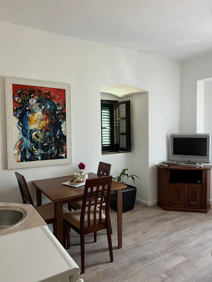 Hotel Lavanda Donja Kostanjica Exteriör bild