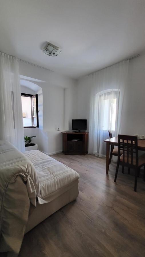 Hotel Lavanda Donja Kostanjica Exteriör bild