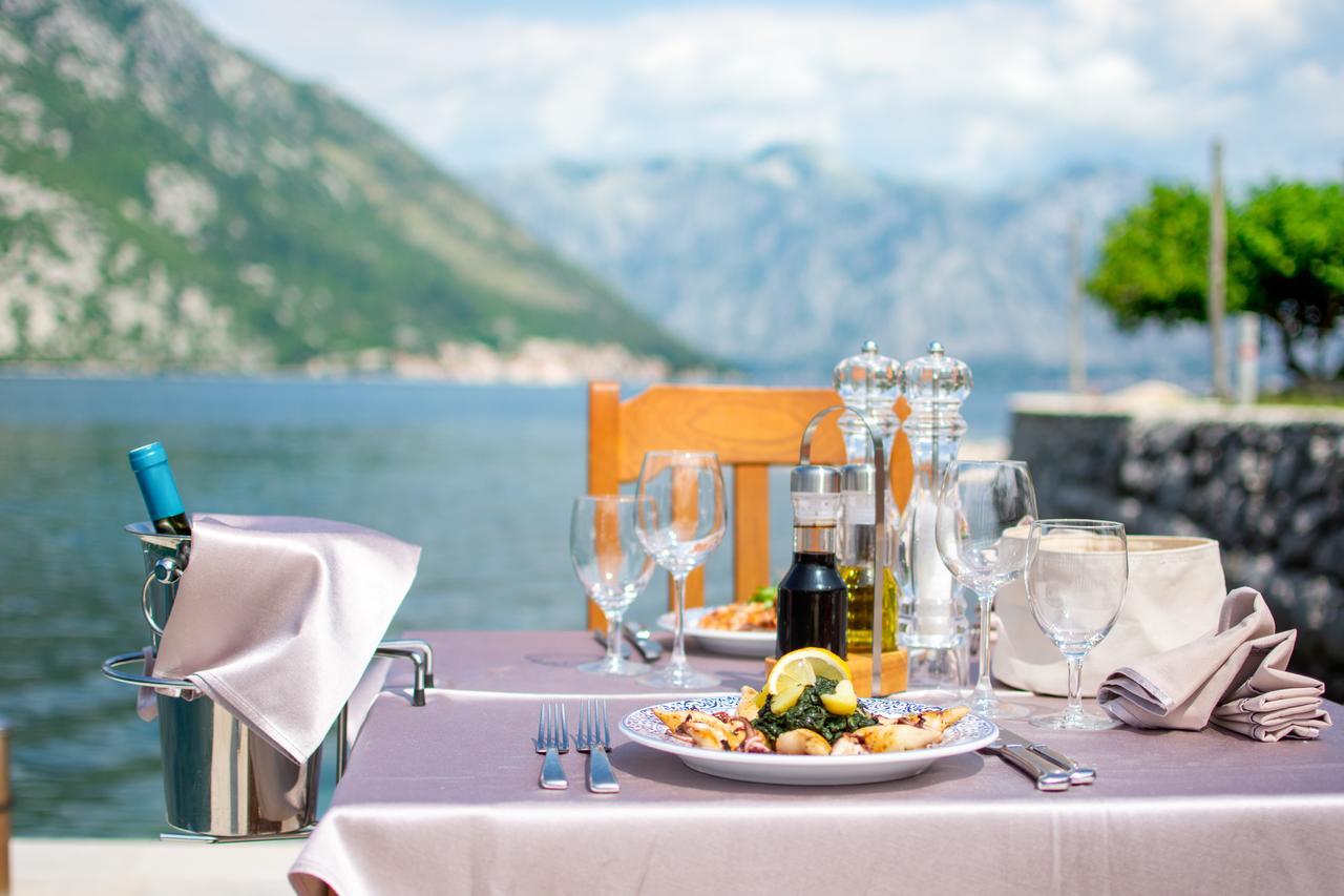 Hotel Lavanda Donja Kostanjica Exteriör bild